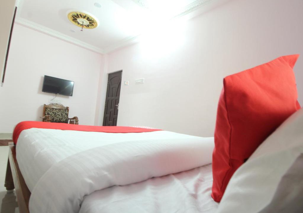 Thirunallar House | JMS Iyer Guest House