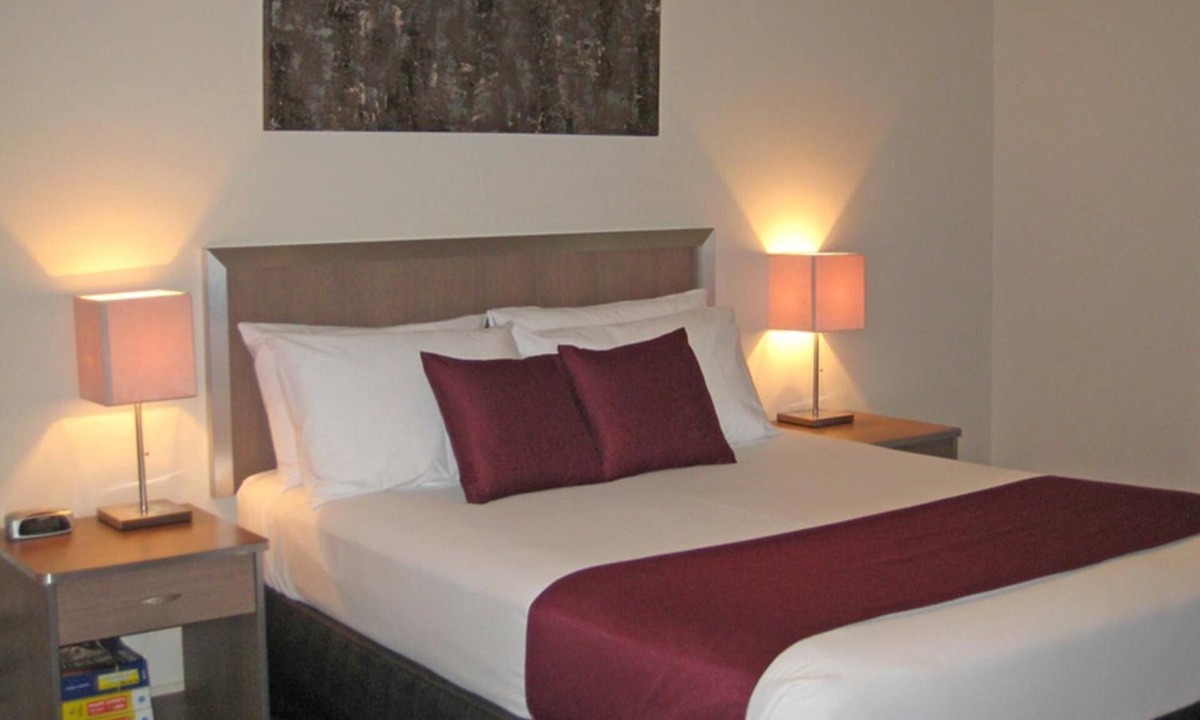 Hillcrest Hotel | Johnson Road Motel