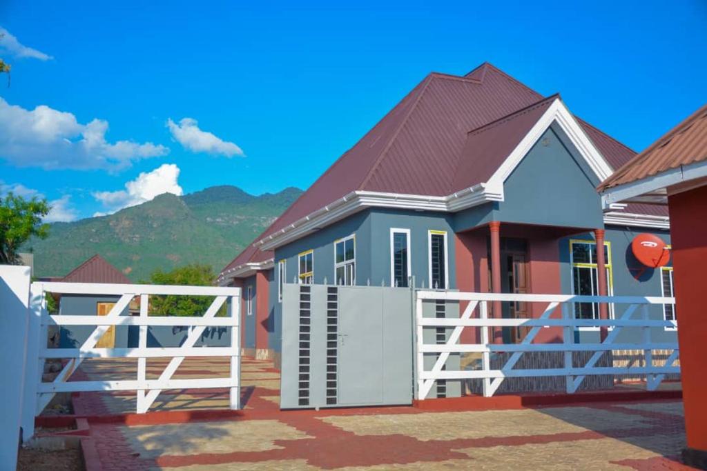 Kilimanjaro Region Hotel | Johnsons StopPoint