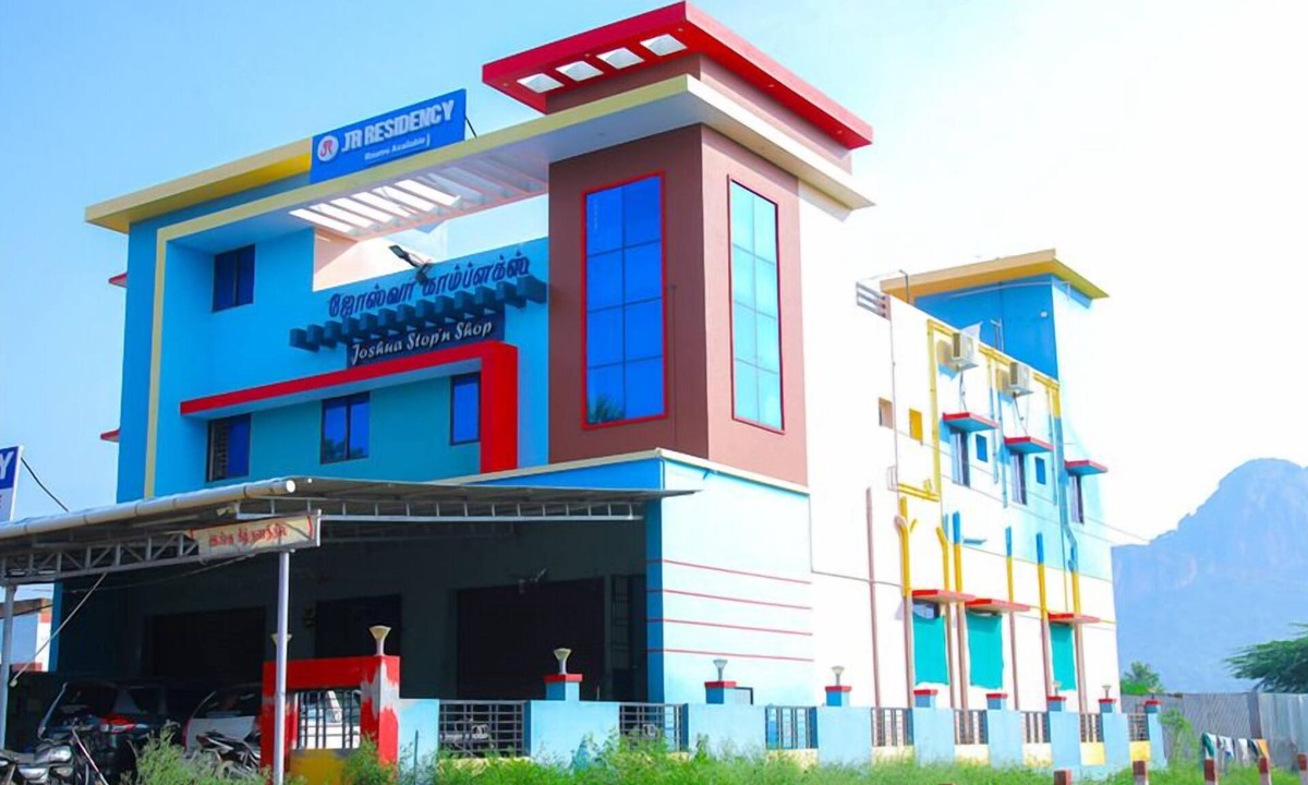 Usilampatti Hotel | JR Residency