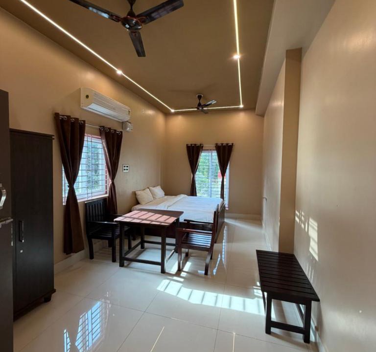 Thanjavur Hotel | JRR room stay