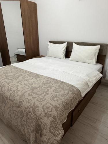 Chiajna Apartment | Julia Militari Studio