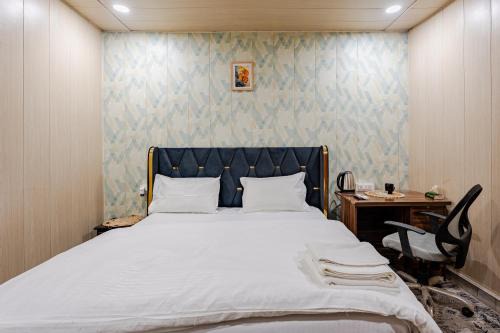 Hauz Khas Village House | Jungle House 2 - 71 BNB