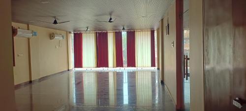 Dhanbad Hotel | K R Hotel & BANQUET HALL