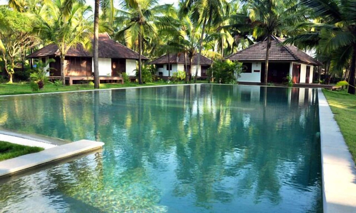 Neeleshwar Hotel | Kanan Beach Resort - Kerala