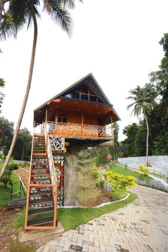 Perumbavoor Resort | Karingens Resort