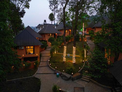Vythiri Resort | Kashmeeram Vythiri Wayanad Premium Pool Resort