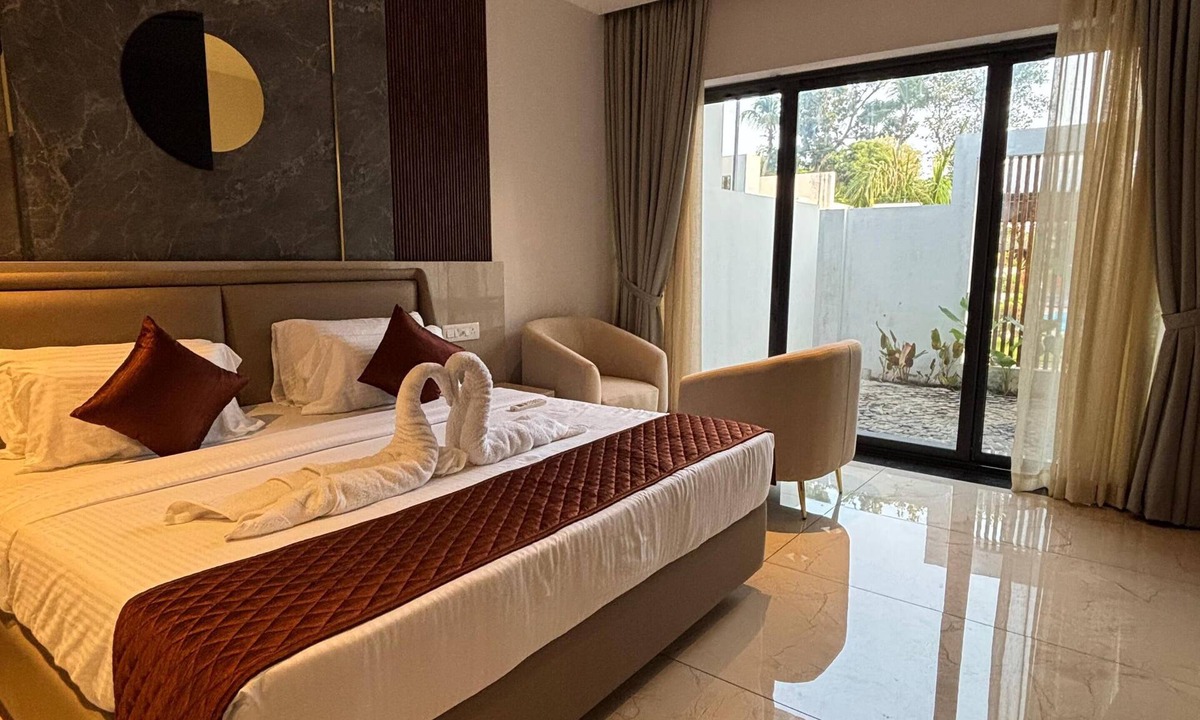 Quilon Resort | Kaveri Pool Pavilion
