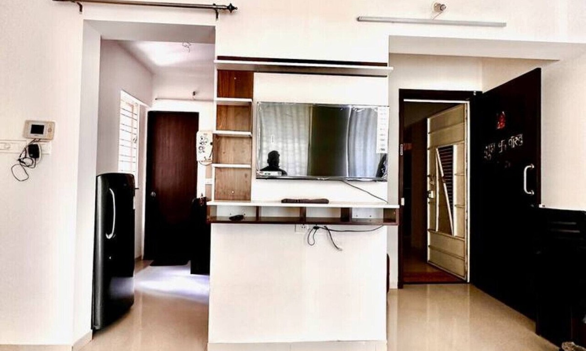 Pimpri - Chinchwad Condo | Kingfisher: 2BHK Modern AC Flat in Punawale, Pune