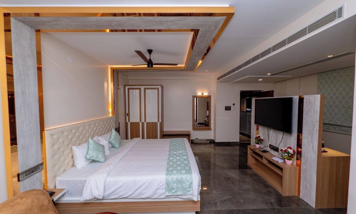 Dharmapuri Hotel | kkk Sivam Residency
