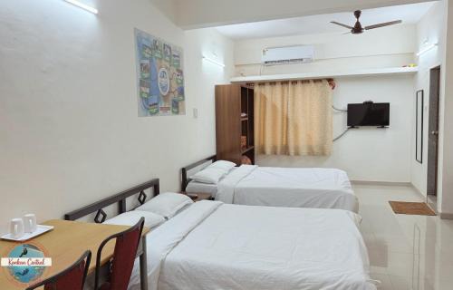 Kankavali Apartment | Konkan Central - Hotel and Tourism Family Rooms