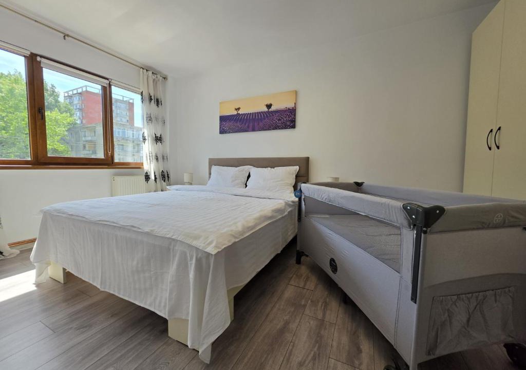 Iasi Apartment | Konstanzer Podu Ros 11 - Spacious Apt - Palas Mall - AC