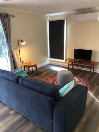 Hyde Park Apartment | Kookaburra Oasis