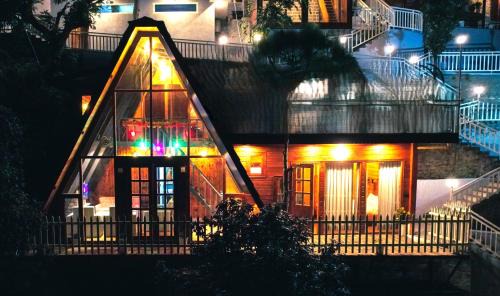 Solan House | Koro Treehouse Resort Luxury Jacuzzi Cottages and Jacuzzi Villas