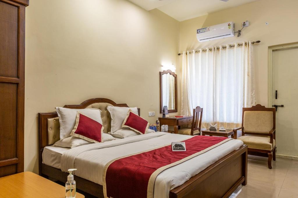 Talakad Hotel | KSTDC Hotel Mayura Biligiri, BR Hills