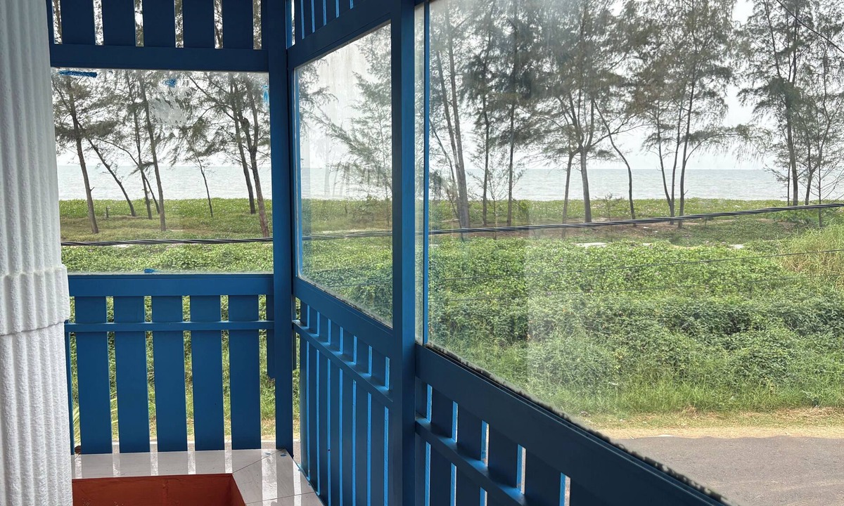 Vypin Resort | KUZHUPPILLY BEACH HOUSE