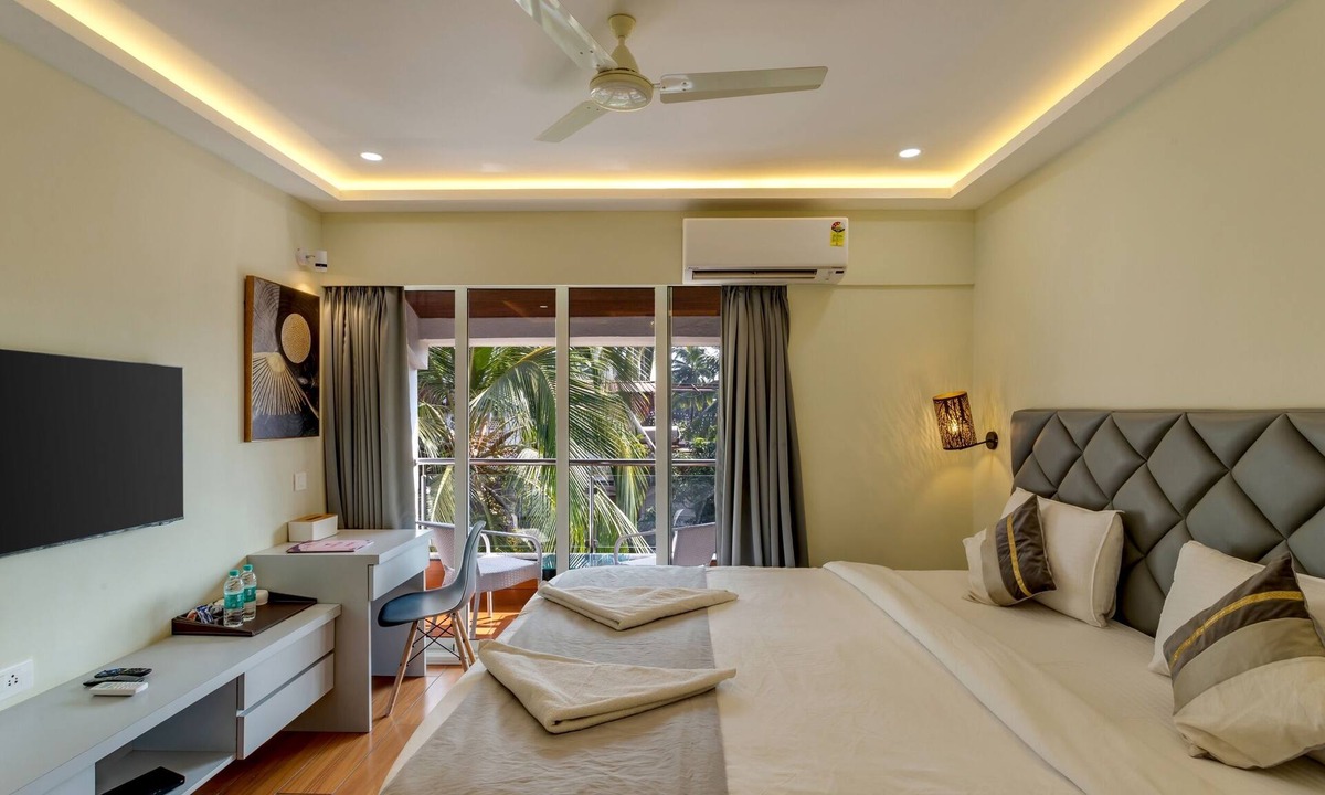 Saunta Vaddo Hotel | La Baga Beach Hotel