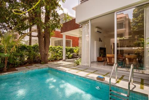 Kudal Villa | La Donaira by The Blue Kite - 2 & 3 BHK Villas with Private Pool Garden & Kitchen 10 mins to Vagator & Morjim Beach