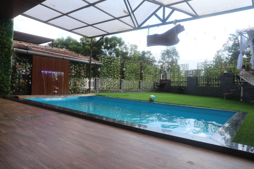Karjat Villa | LA PARAISO Rustic Private pool villa
