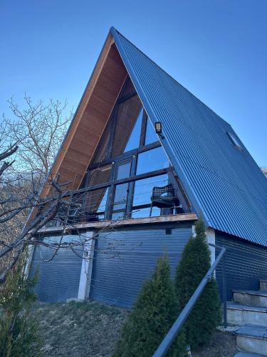 Tirgu Ocna House | La TRIUNGHIURI