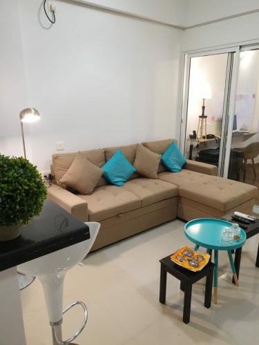 Navalur Apartment | La Vista 1 Luxe - The Cosy Sofa-Bed Studio