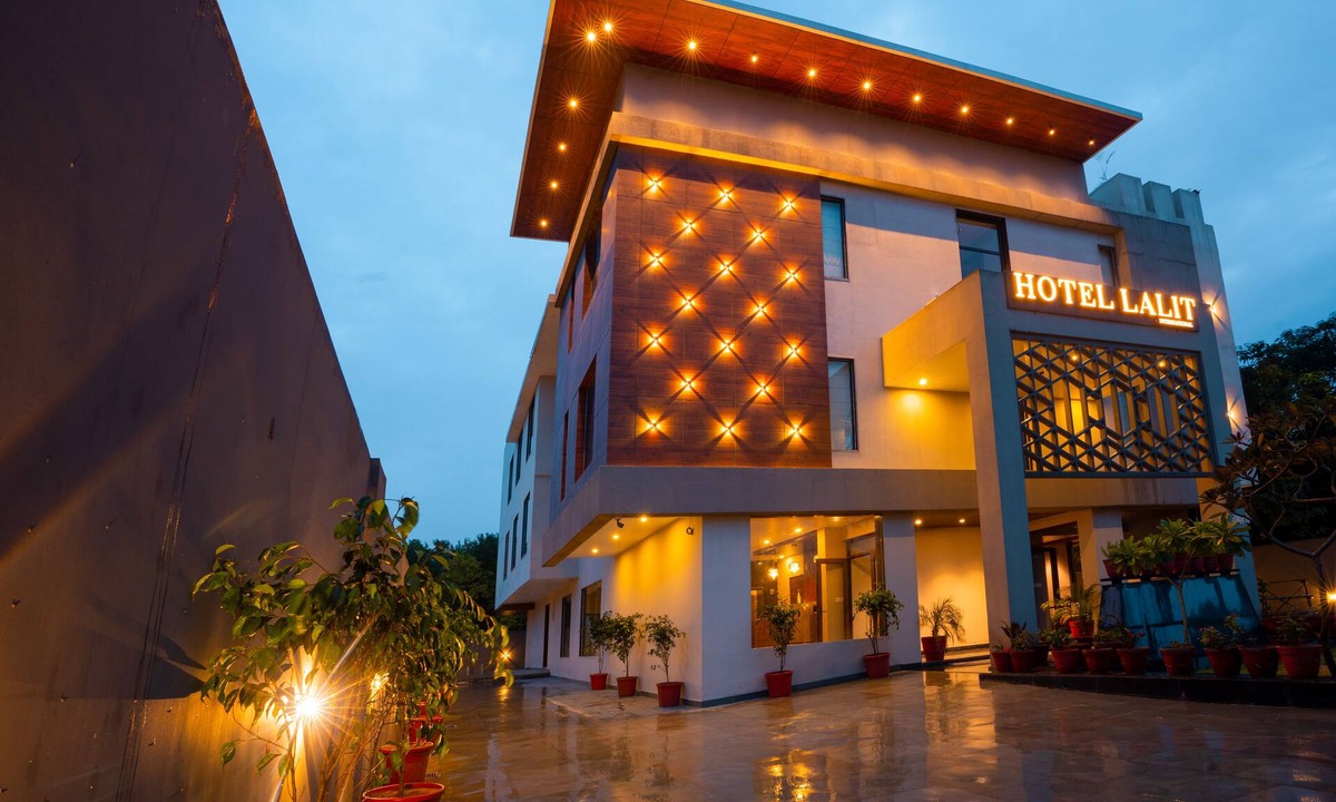 Village Hokra Hotel | Lalit International By The Rameshwary