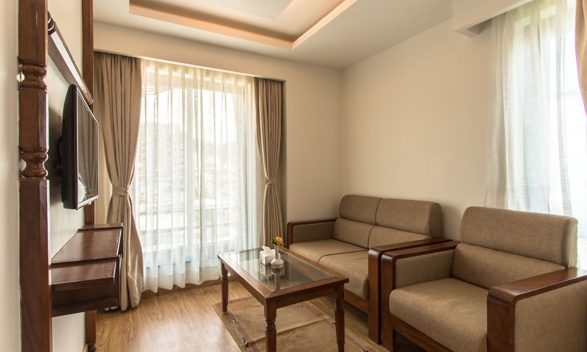 Pokhara Hotel | Landmark Pokhara