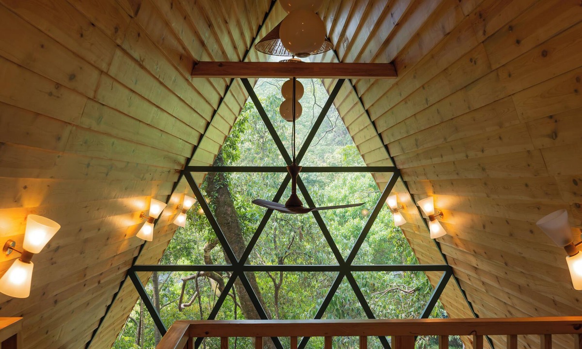 Naukuchiyatal Hotel | Latitude 29 by The Lake Resort