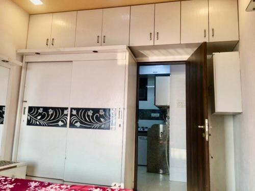 Versova Apartment | Lavish sea view apartment