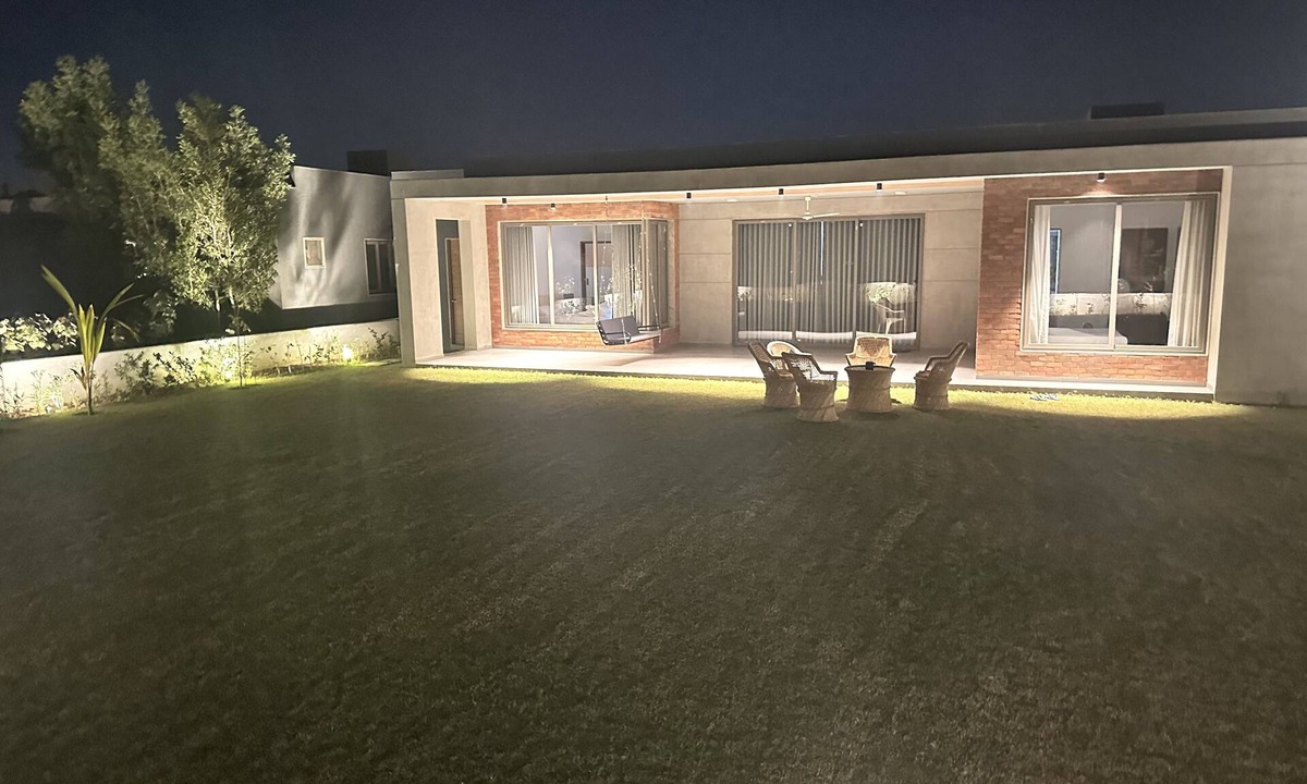 Sanand House | Lavish Villa for rent at Sanand