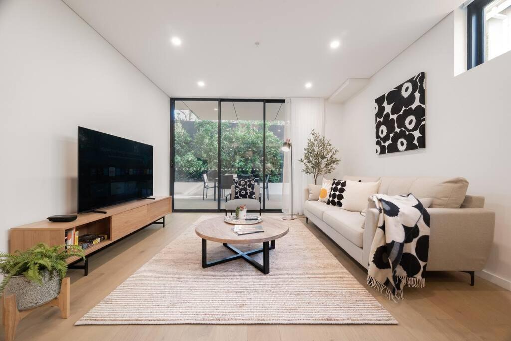 Neutral Bay Apartment | Le Soleil The Sun-Inspired Luxury Apartment