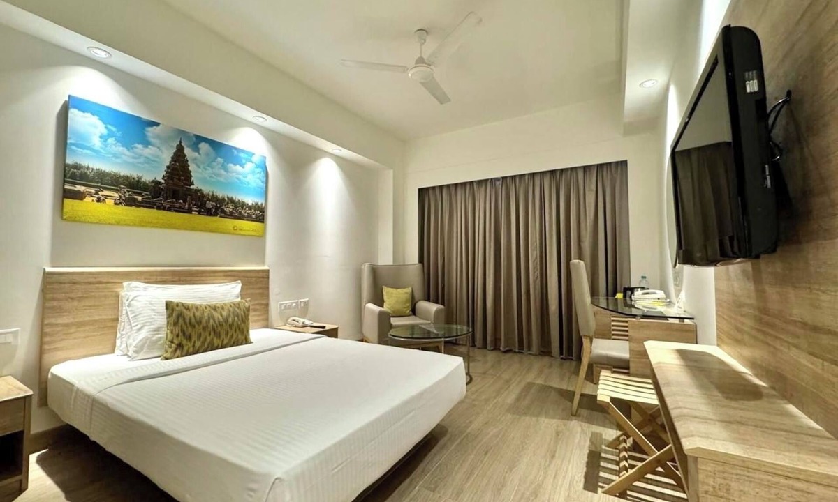 Little Mount Hotel | Lemon Tree Hotel Chennai