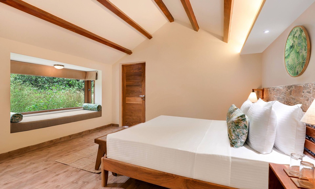 Baihar Resort | Lemon Tree Wildlife Resort Kanha