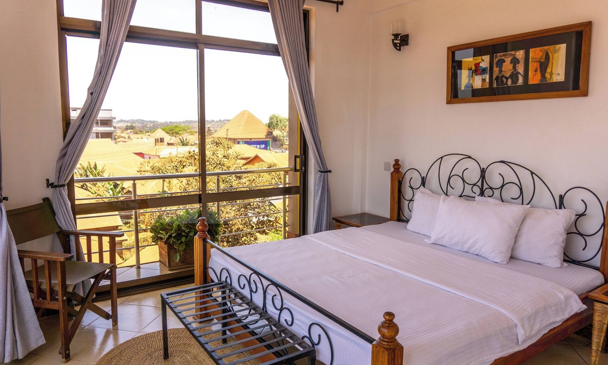 Karatu Hotel | Lilac Elevate Inn