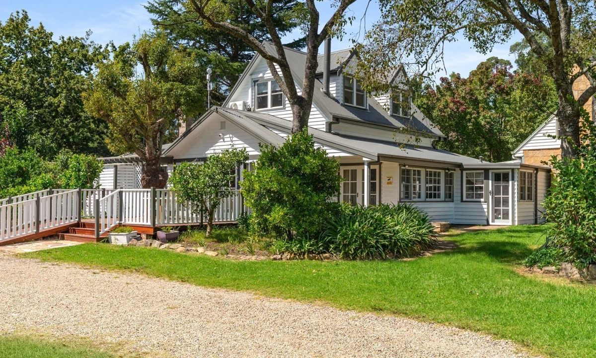 Alpine Cottage | Little Forest, Alpine, Southern Highlands