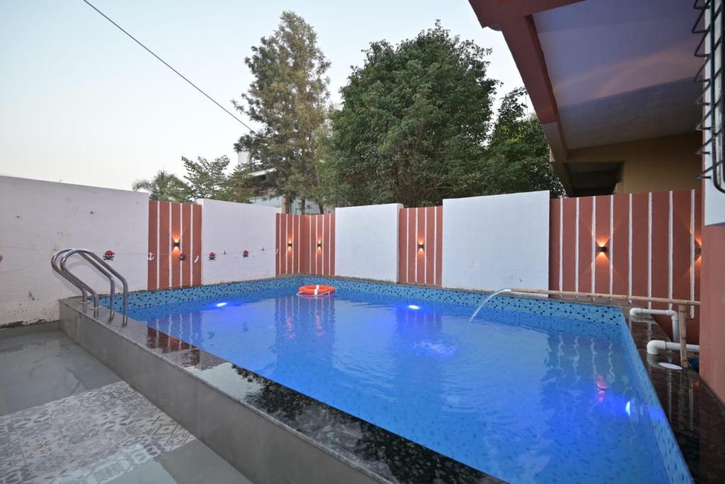 Malavli Villa | ll EMPYREAN STAY ll COUPLE HOUSE ll 2BHK VILLA ll MALAVALI ll FREE WIFI ll