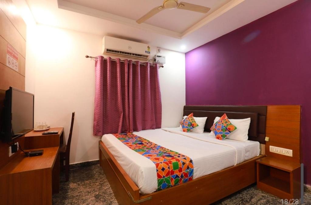 Chennai Hotel | Lloyd's Inn Perumbakkam