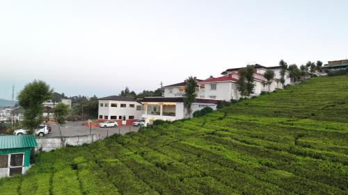 Fern Hill Hotel | LMS Palve Sugavasam