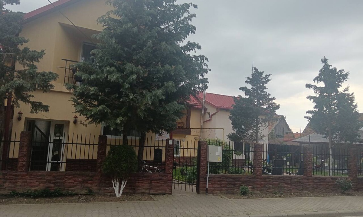 Selimbar Hotel | Located in the heart of Transilvania, Dracula's county