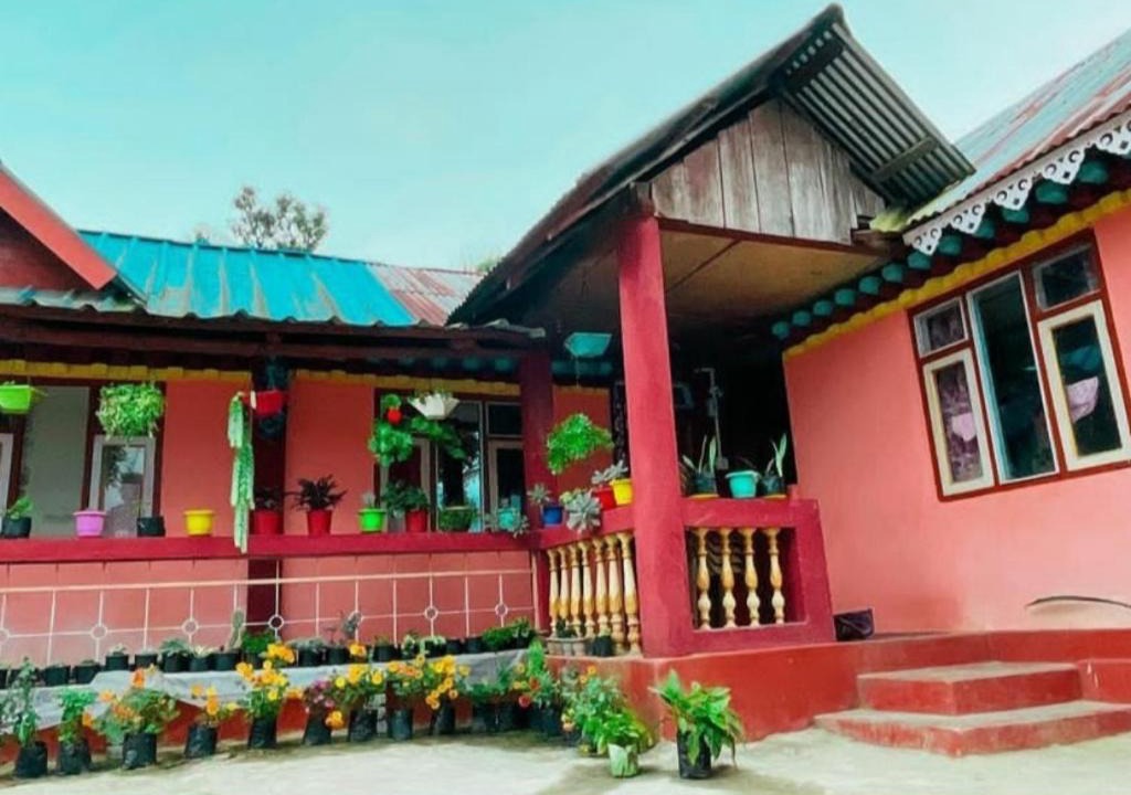 Kumai House | Lodenla Homestay By StayApart