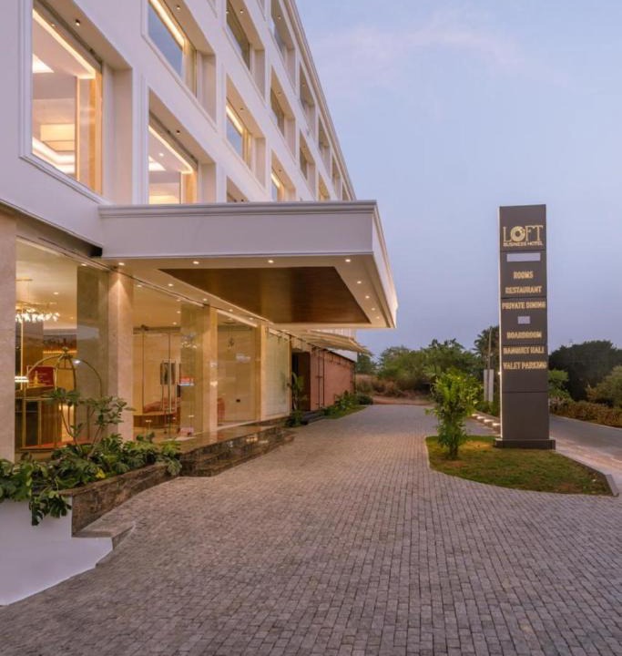 Kakkanad Hotel | Loft Business Hotel