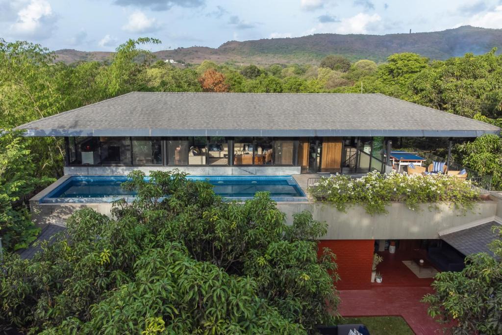 Alibaug Villa | LohonoStays Villa Orchard House