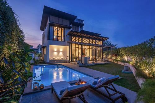 Varasoli Villa | LohonoStays Villa Siena D