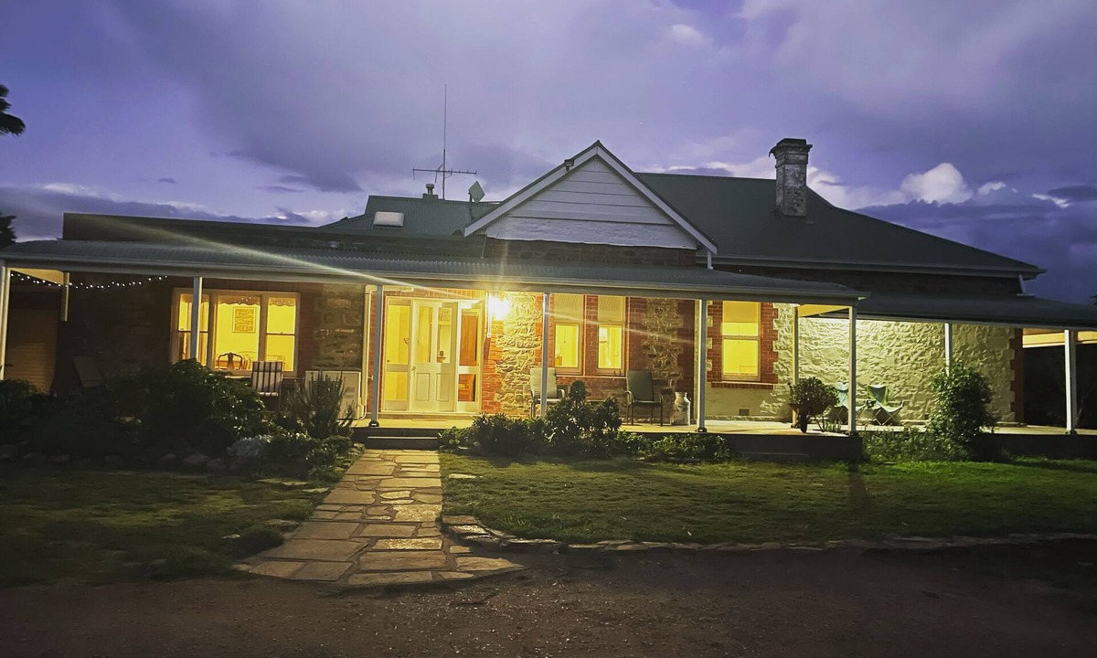 Gilbert House | Lorondale Homestead