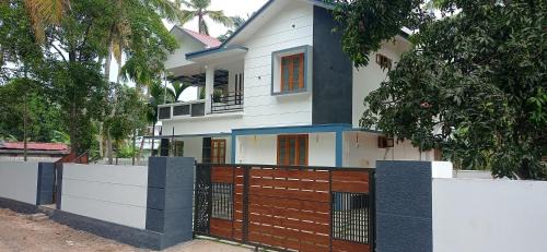 Quilon House | Lotus Munroe Homestay