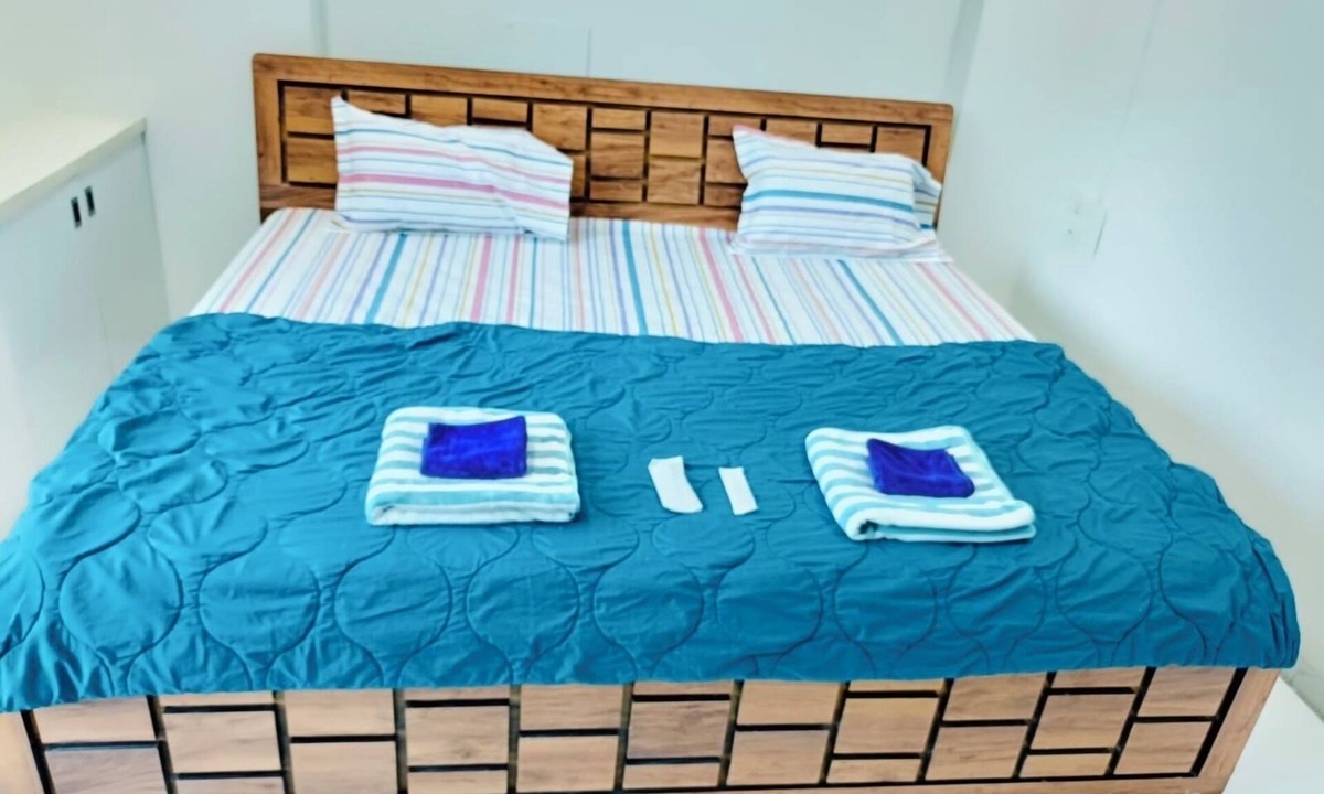 Aundh Apartment | Lovely 2-bedroom apartment with AC in vibrant Baner , Aundh - Pune