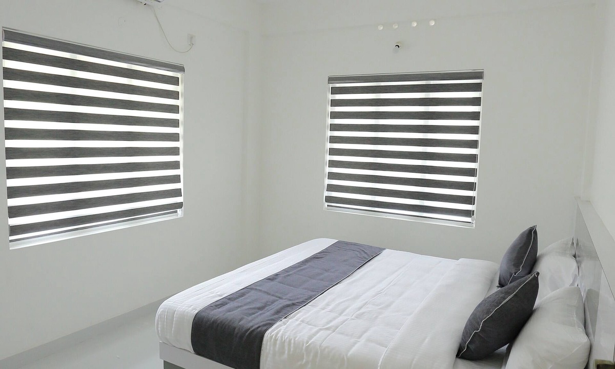 Alwaye Apartment | Lovely 2BR Apt Near Rajagiri Hospital, Lift Access, FREE Breakfast