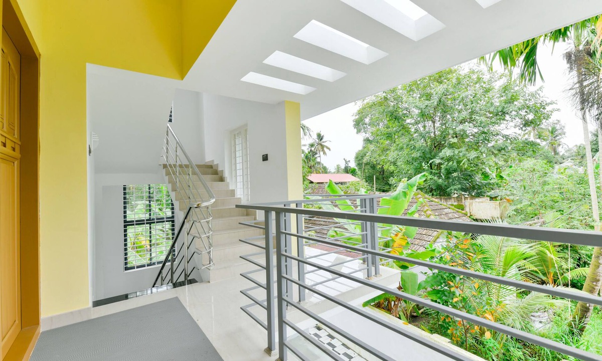 Kochi House | Luxurious 2 BHK house amid lush greenery and in a village like atmosphere.