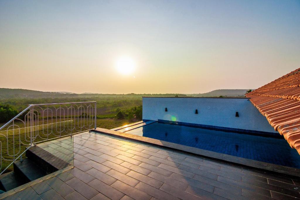 Pilerne Industrial Estates Apartment | Luxury 3bhk private pool penthouse