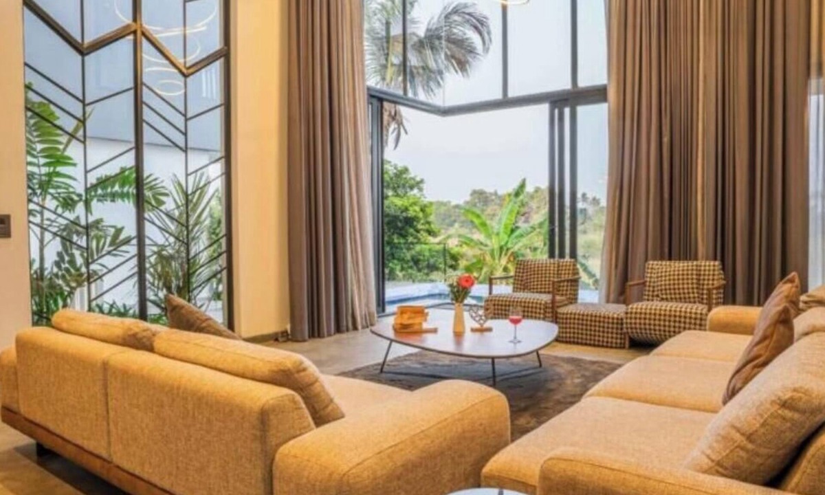 Nagoa Villa | Luxury 4 Bedroom Villa in Goa for Rent with Private Pool & Jacuzzi